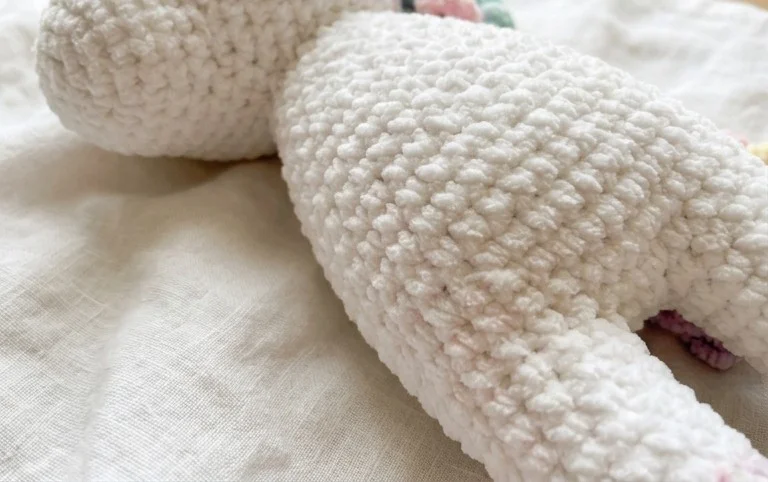 Glamorous Unicorn Amigurumi with Free Crochet Patterns