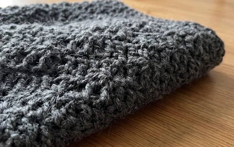 The Pineapple & Pine Cowl: Free Crochet Pattern